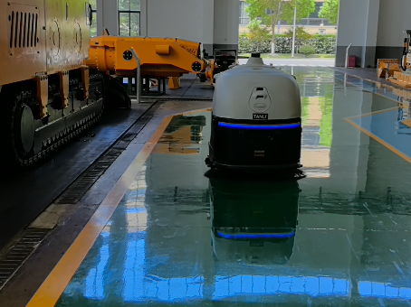 保潔排期告急？坦力無人洗地機(jī)讓大場(chǎng)地清潔 “隨叫隨煥新”