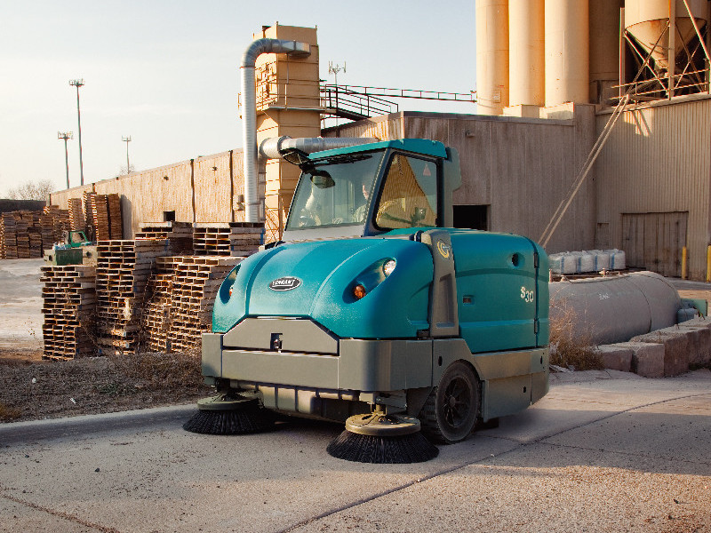 工廠掃地機(jī)怎么用？為什么工廠要使用掃地機(jī)