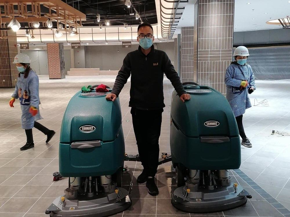 商業(yè)洗地機(jī)哪個(gè)牌子好？