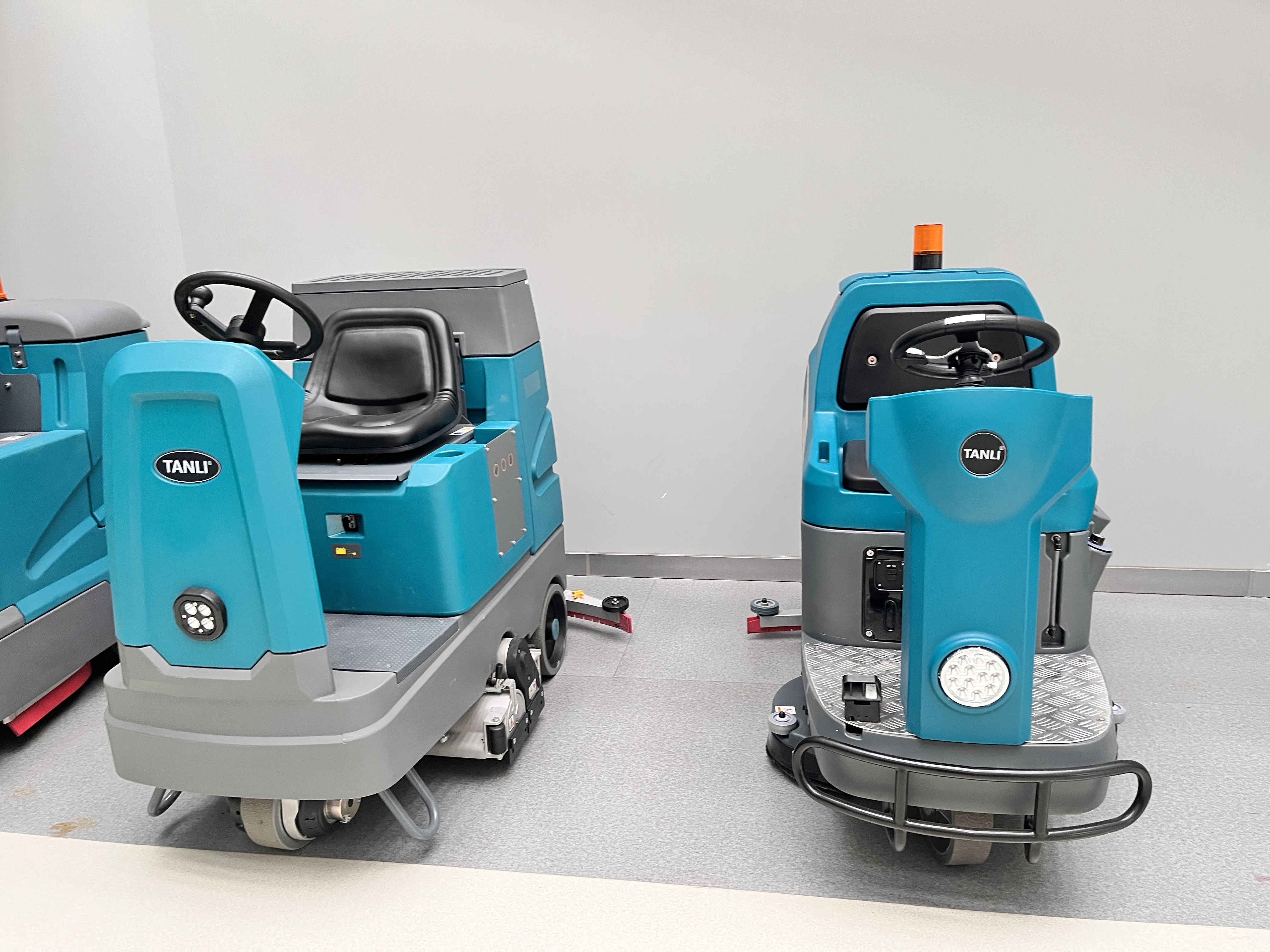 坦力洗地機(jī)為教育設(shè)施創(chuàng)建更健康的環(huán)境（三）