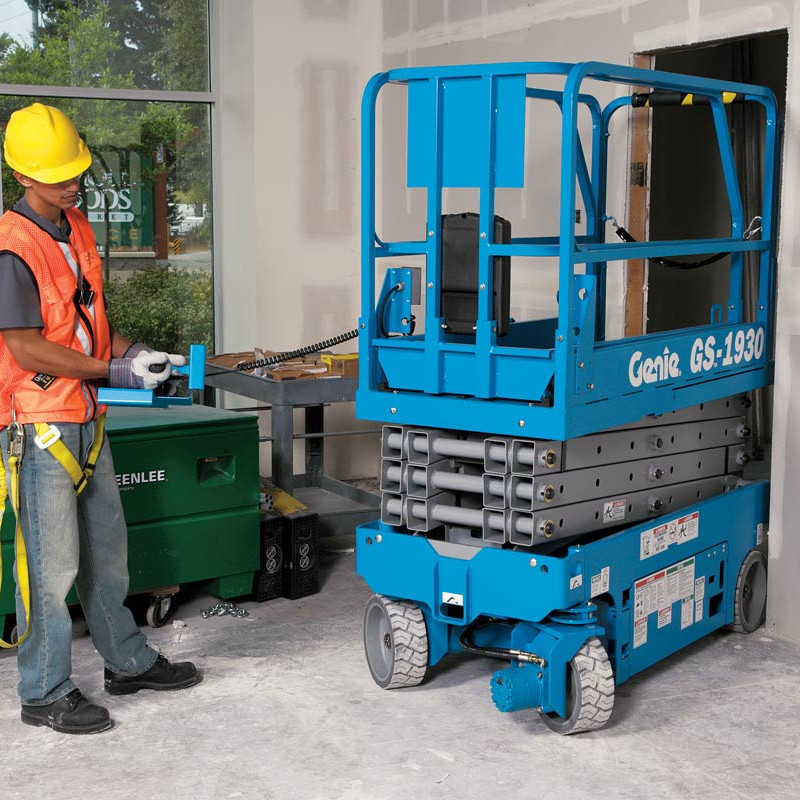 剪型高空作業(yè)平臺(tái)GS-1932 與 GS-1932 電動(dòng) 剪型高空作業(yè)平臺(tái)gs-1930-2